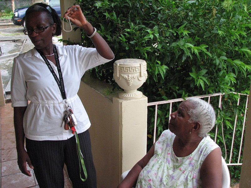 Antigua_Vacation_150.JPG - Holding up the evidence...yeah, I don't know why either :-)