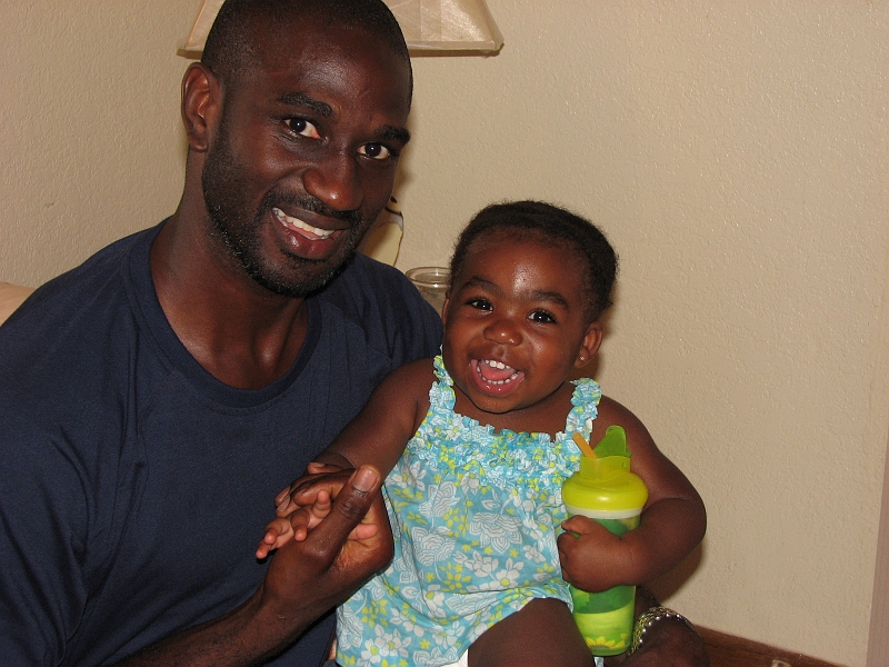 Antigua_Vacation_250.JPG - I get the distinct impression that Mikayla's more comfortable with men than women...