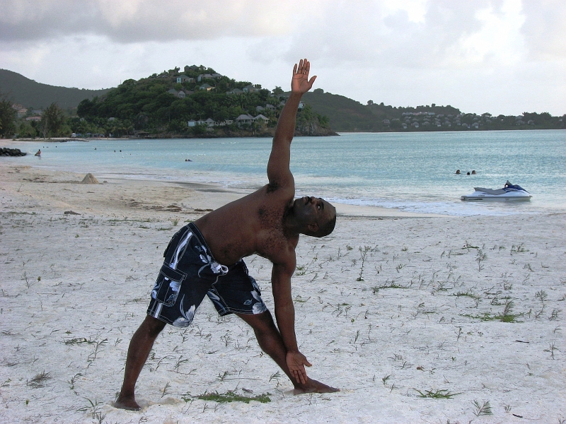 Antigua_Vacation_330-ed.JPG - I promised myself to snap a yoga pose while on vacation.  For you purists out there, it's a very broken version of the "Triangle Pose".  Gotta get back to the studio....  Hot Yoga rules!  :-)))