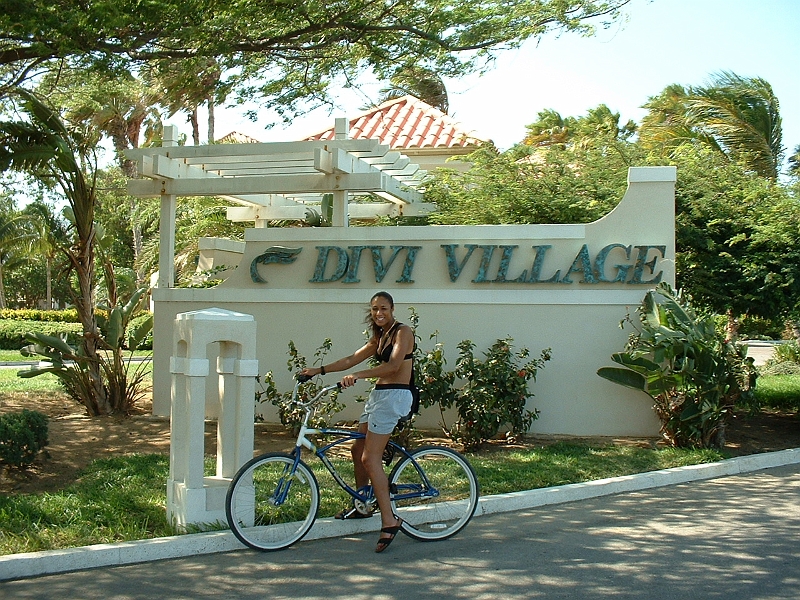 Aruba_003.JPG - Just befor our bike ride around the area