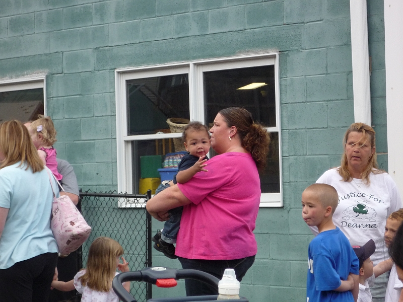 Family_Fun_Day_010.JPG - Mikayla's boyfriend Tony and his mom.  ;-)