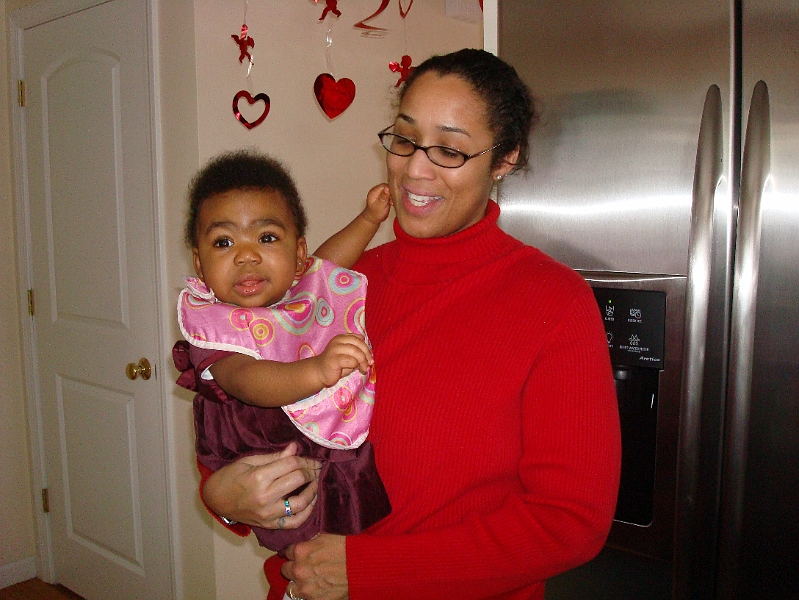 Bday-Valentine_0012.jpg - Doesn't Mommy have fine cheekbones?