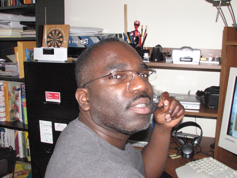 Auntie_Lois_Visit_068.JPG - Unshaven, but otherwise kempt  :-)