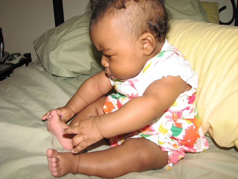 Just_Mikayla_138.JPG - I looooove my toes!