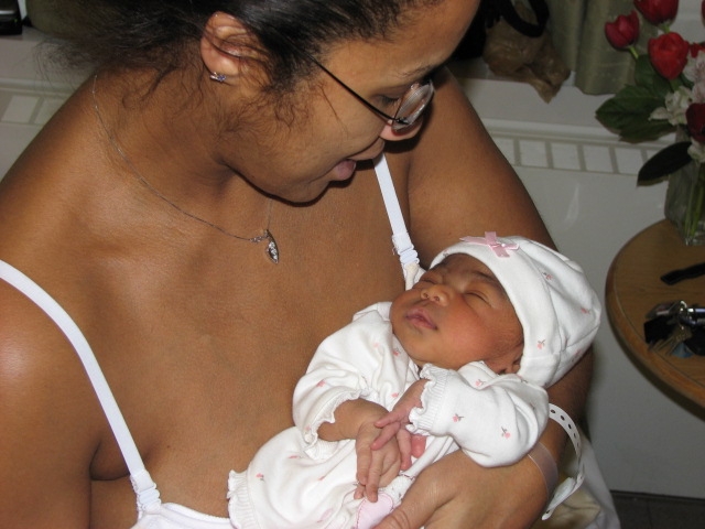 More_Mikayla_102.JPG - This is the day we left the hospital.  Mikayla's weight stabilized at 4lbs 15ozs.  I know a baby loses weight after birth, but I still wasn't prepared for it, especially since she was at low weight to begin with.