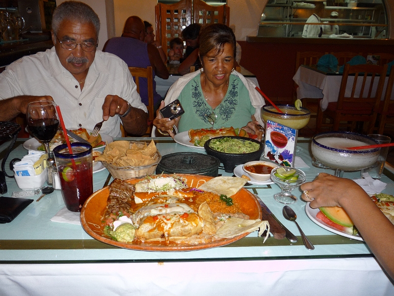 Puerto_Vallarta_082.JPG - Bon Appetit!