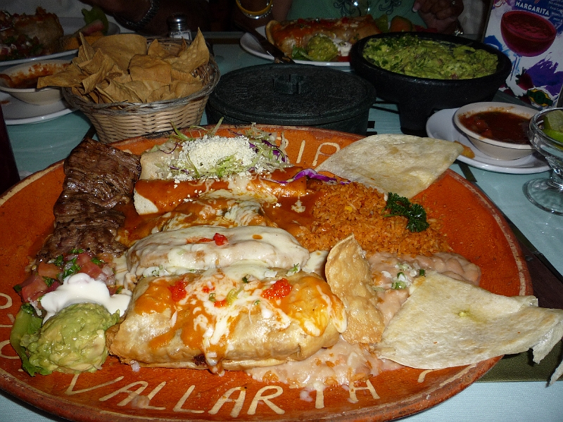 Puerto_Vallarta_084.JPG - Yeah,  It looks messy, but this "sampler plate" was quite good.  Never finished it.  As the saying goes, my eyes were bigger than...