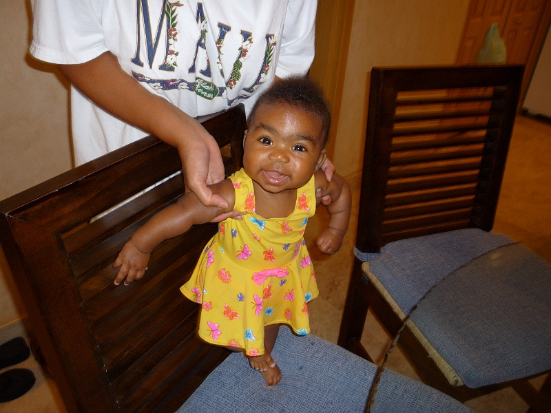 Puerto_Vallarta_087.JPG - I think she's excited.