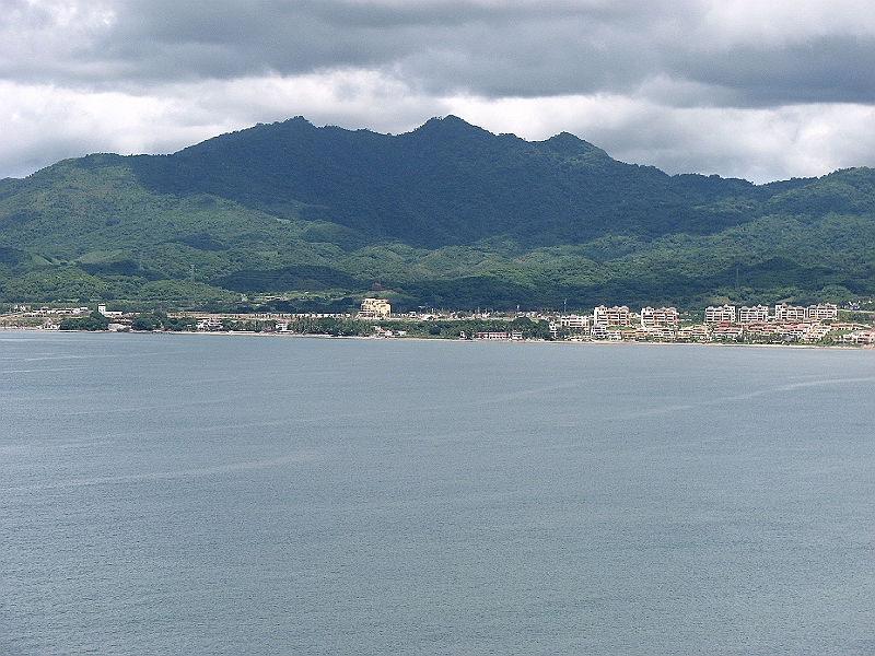 Puerto_Vallarta_180.JPG - View of the Sierra Madre mountains north of us