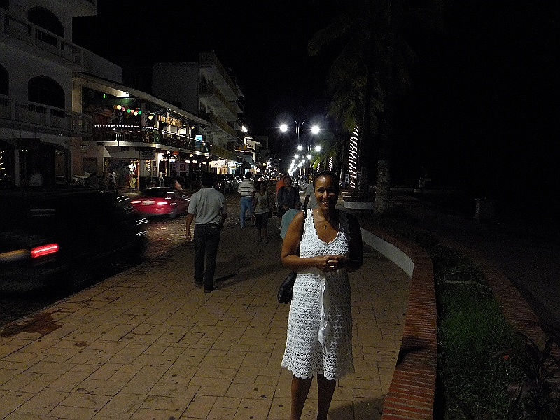 Puerto_Vallarta_253.JPG - Walking along the Malecon...PV's equivalent of the boardwalk